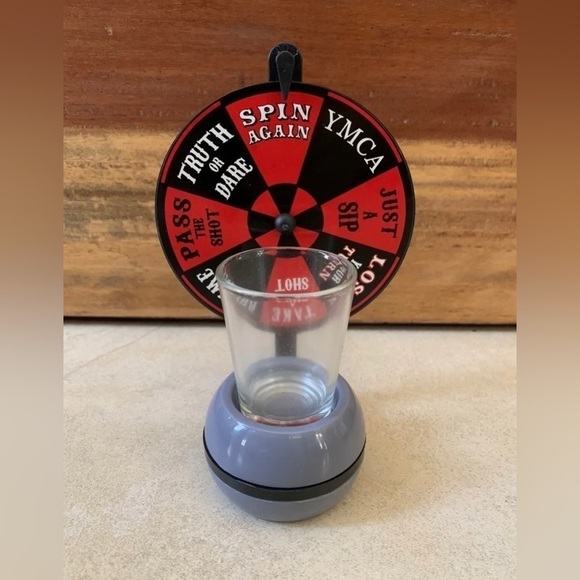 Wheel of shots game 2oz - Picture 4 of 5